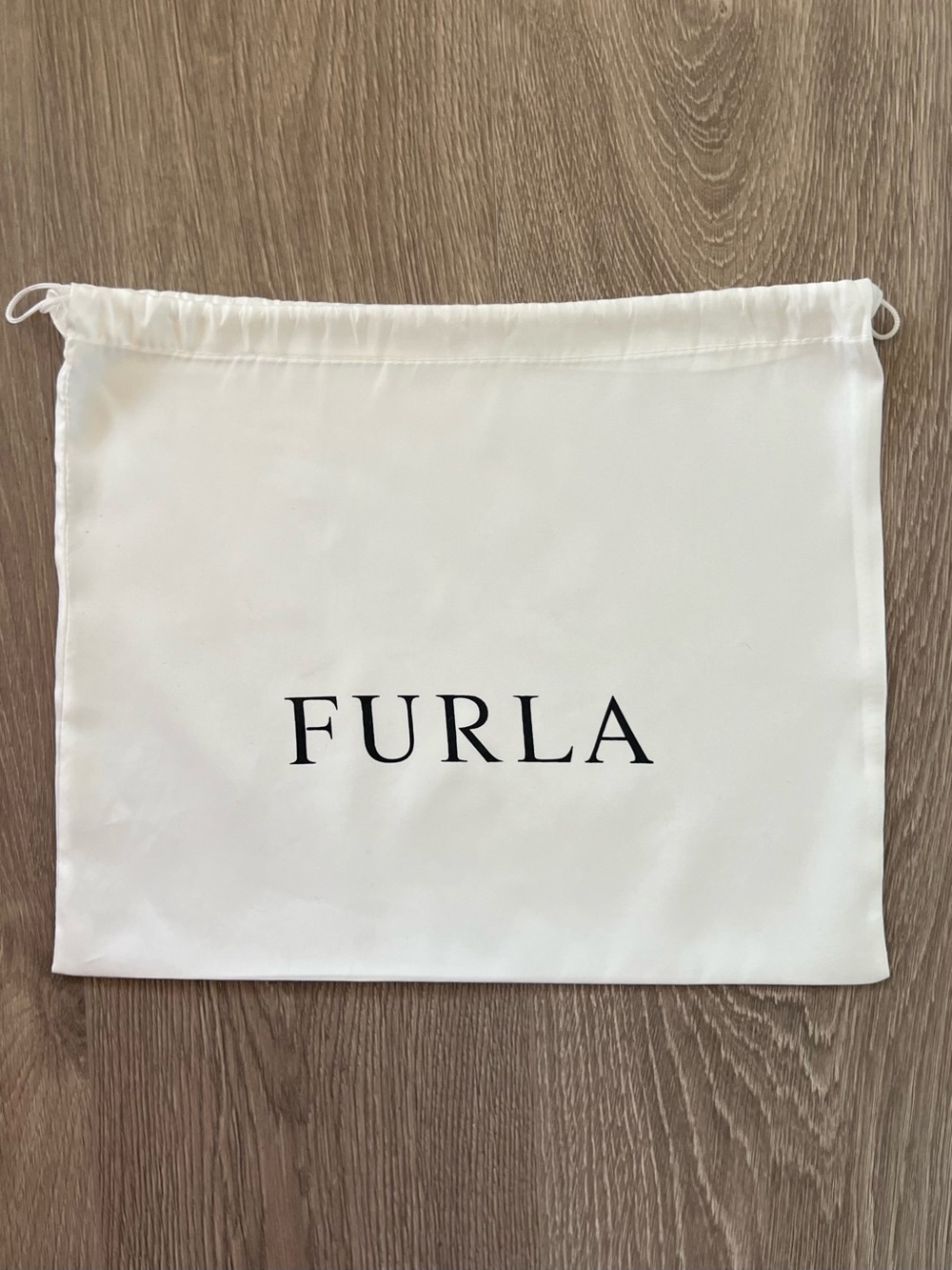 Furla dust bags (C541)